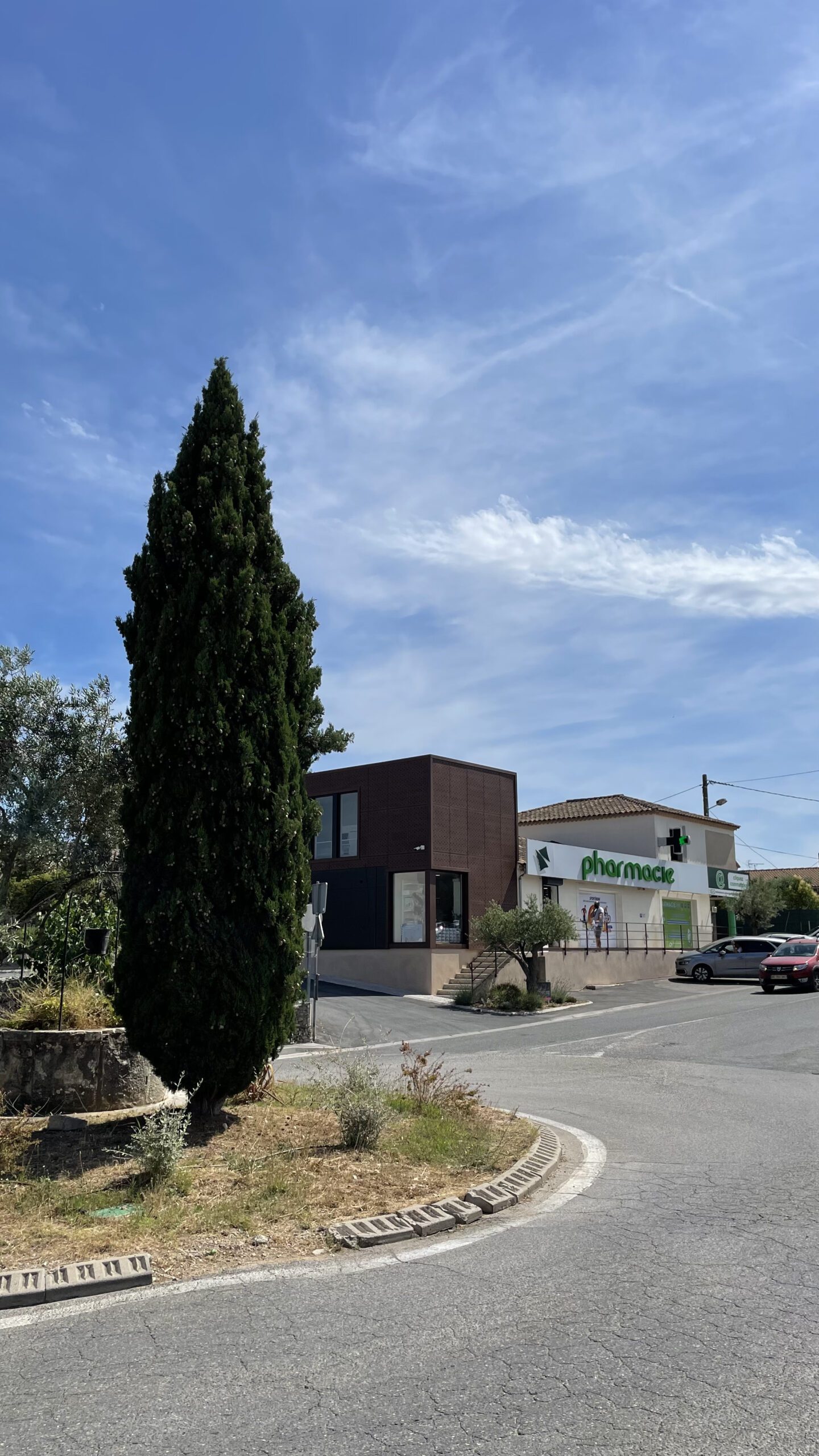 Pharmacie des Bastides, notre officine en Provence