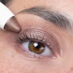 ombre a paupieres brun rose rosy brown