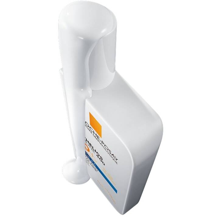 3337875916707 Anthelios UVMUNE SPF50 400 02 La Roche Posay